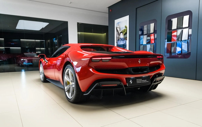 Ferrari 296 GTB cena 409000 przebieg: 542, rok produkcji 2023 z Barlinek małe 562